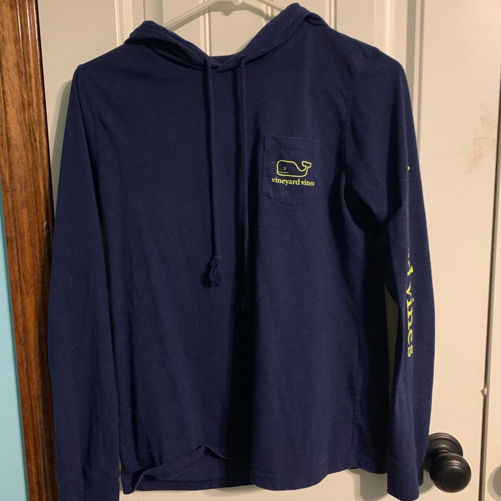 Vineyard Vines hoodie